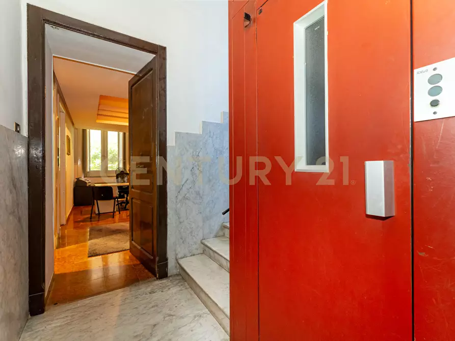 Immagine 42 di Appartamento in vendita  in Corso Italia 205-207 a Catania