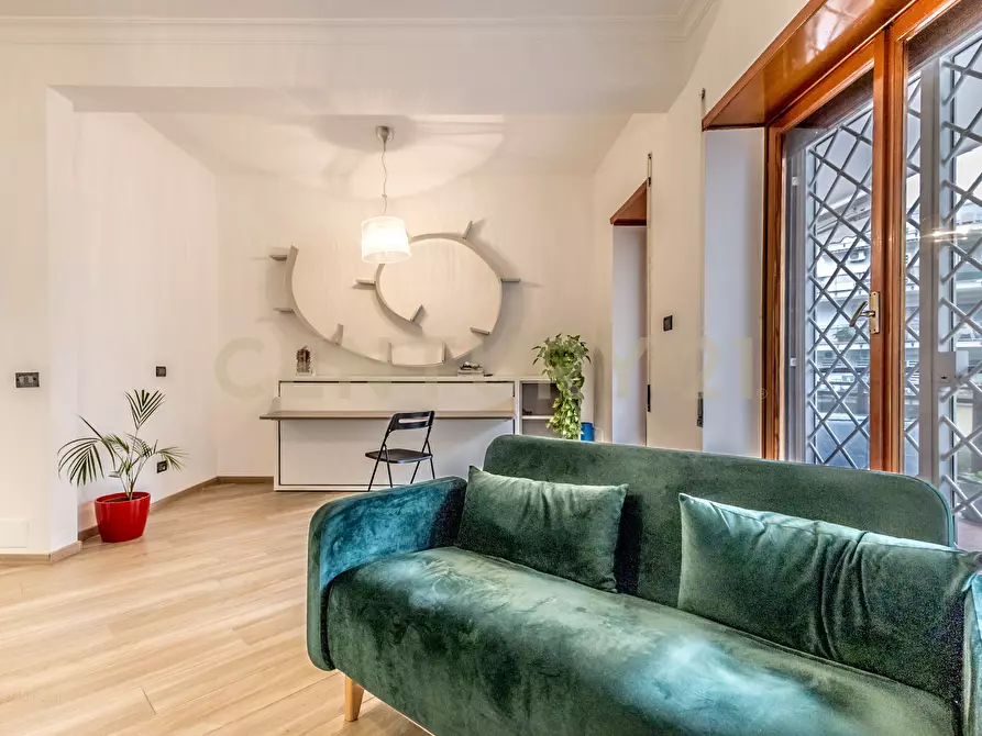 Immagine 9 di Bilocale in affitto  in Via Tomba di Nerone 14 a Roma