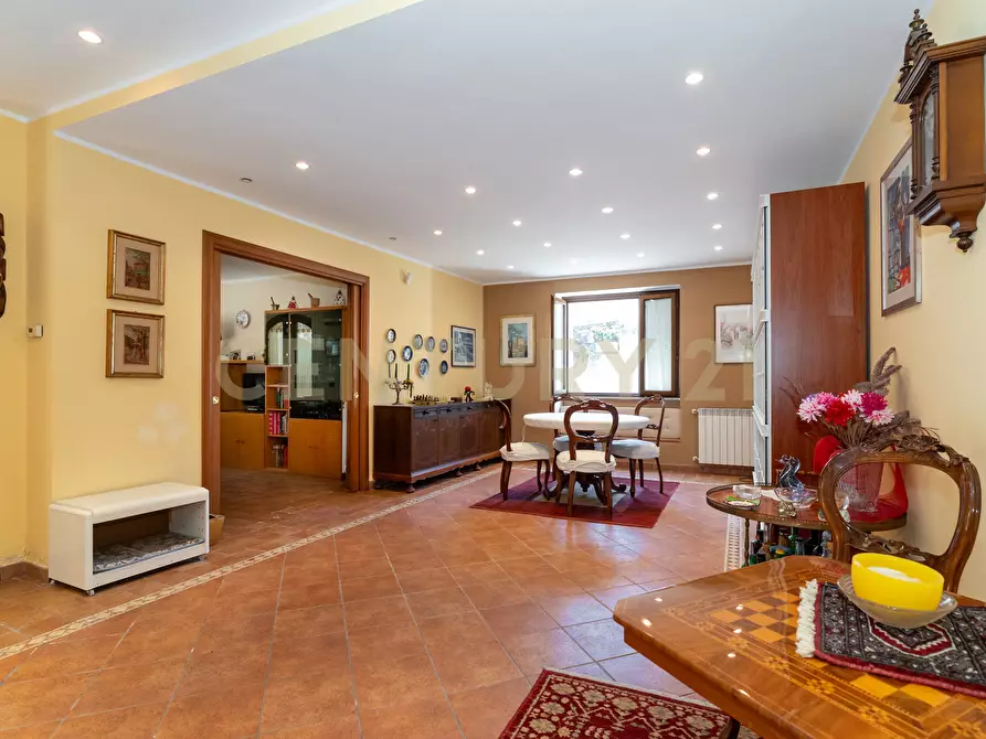 Immagine 51 di Villa in vendita  in Via Alcaloro Petrone 47 a Viagrande