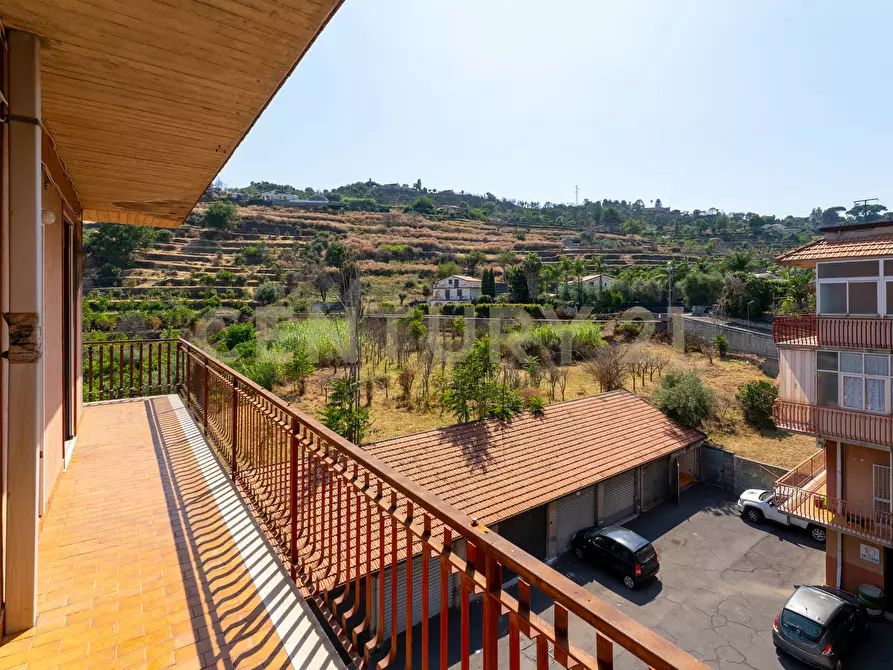 Immagine 26 di Trilocale in vendita  in Via San Nicolò 134 a Aci Catena