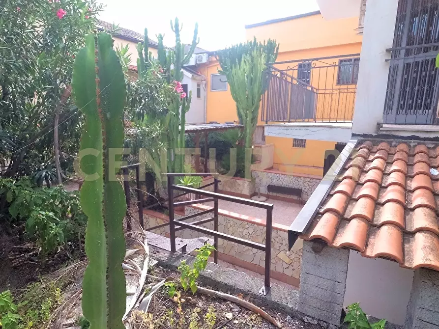 Immagine 22 di Villa in vendita  in Via Livorno 97 a Aci Castello