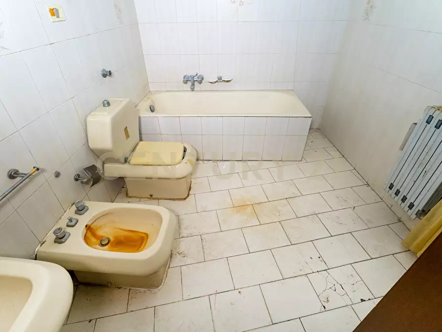 Immagine 15 di Appartamento in vendita  in VIA LUIGI STURZO 129 a Caltagirone