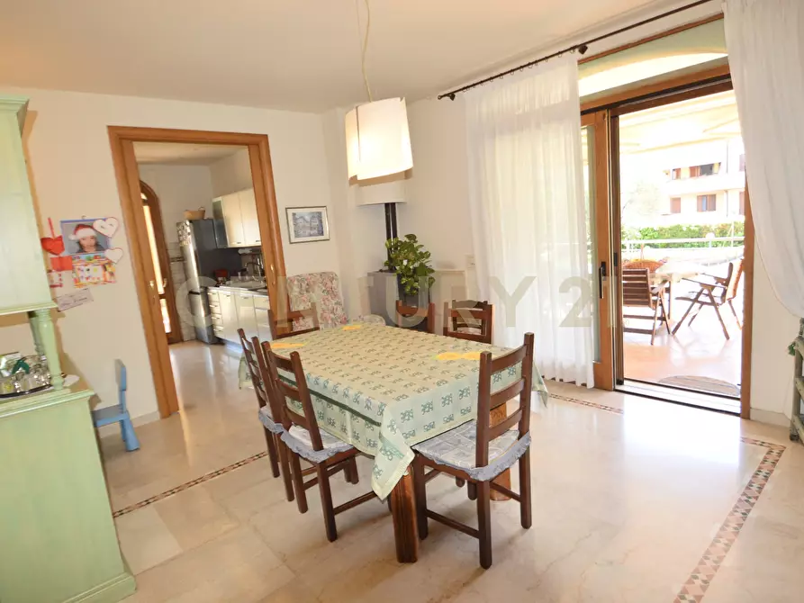 Immagine 11 di Villa in vendita  a Grosseto