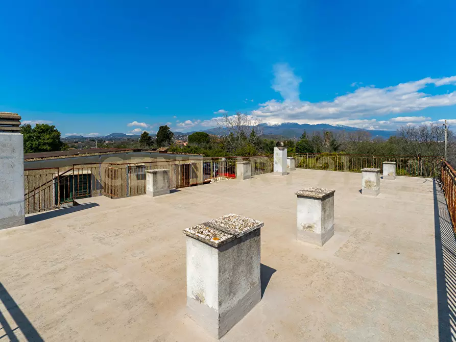 Immagine 50 di Villa in vendita  in Via Ramondetta 47 a Aci Sant'antonio