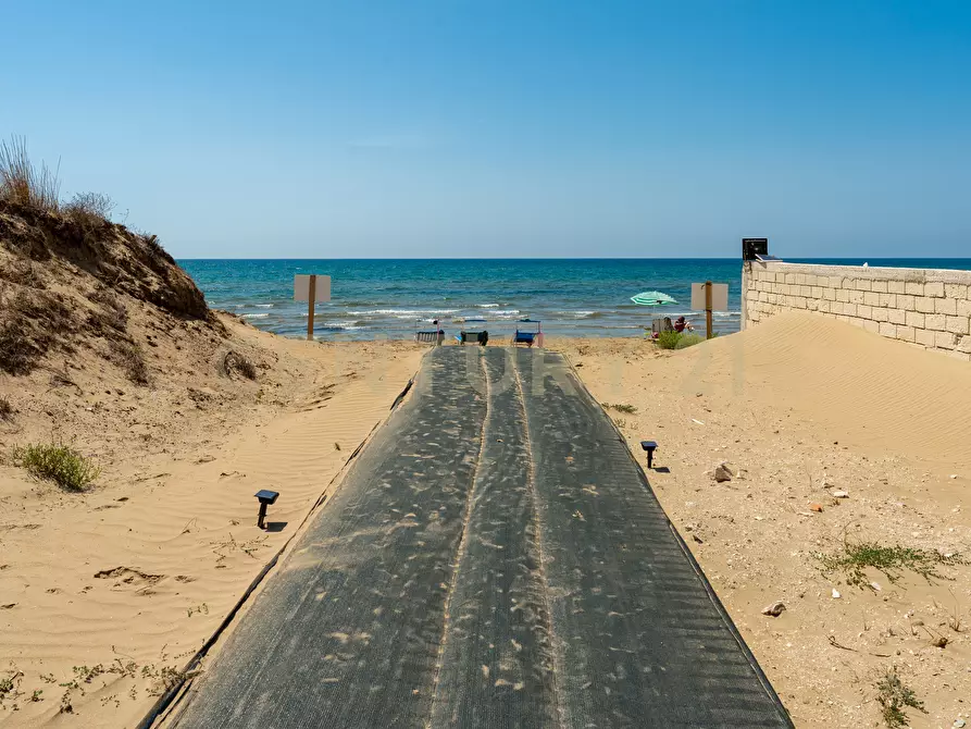 Immagine 4 di Villa in vendita  in Contrada Granelli 5 a Pachino