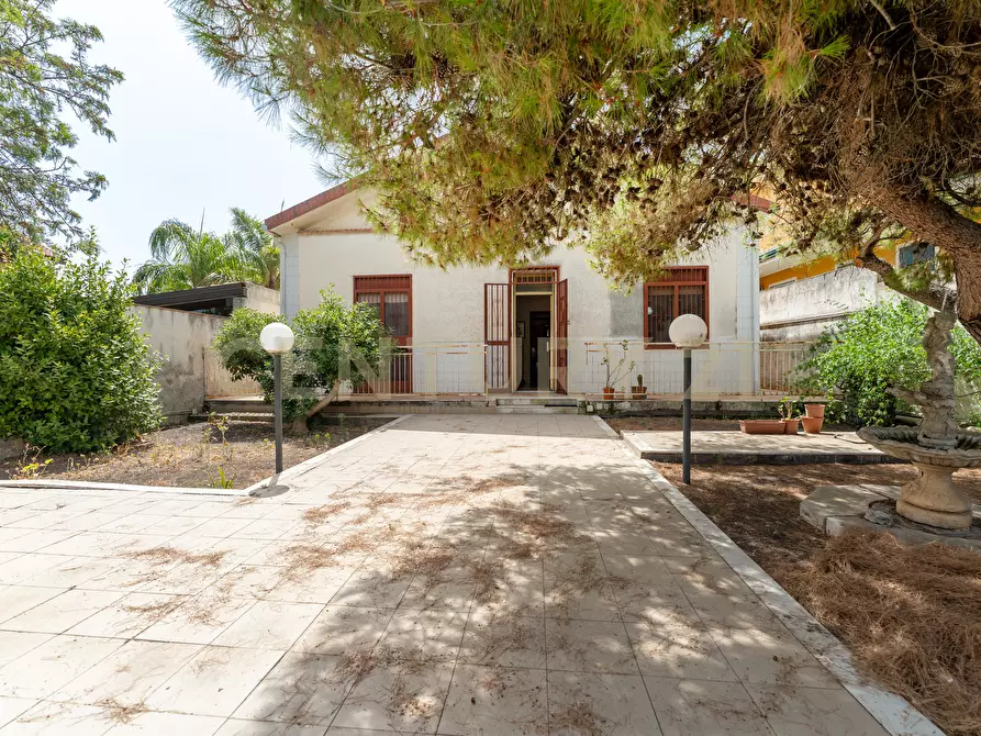 Immagine 2 di Villa in vendita  in Via Michelangelo Buonarroti 4 a Tremestieri Etneo