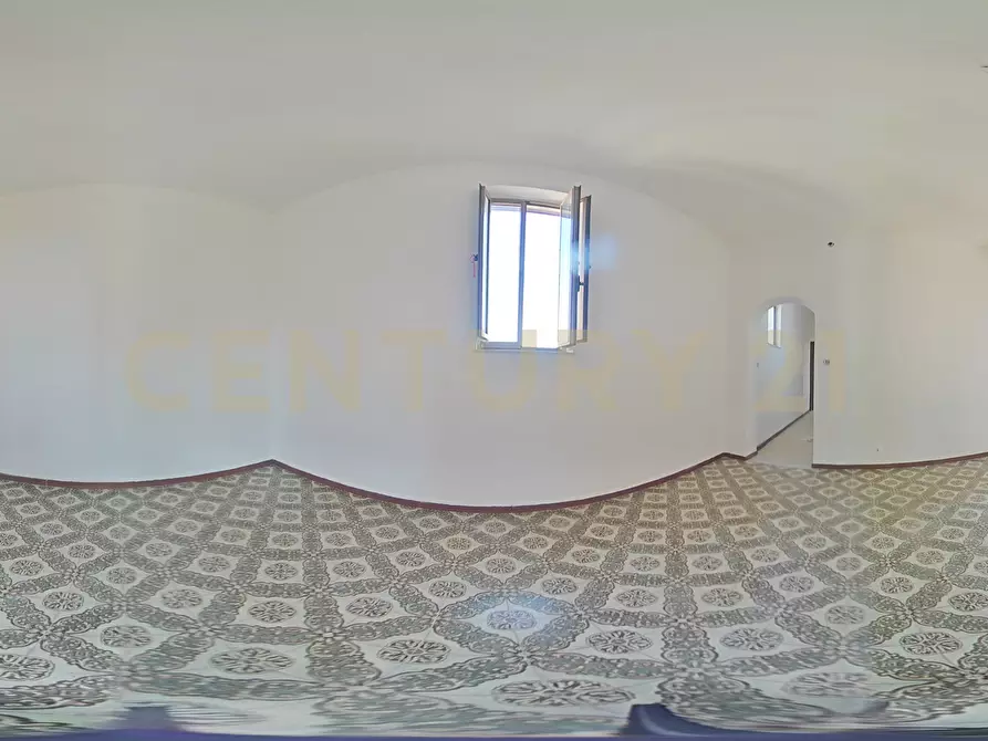 Immagine 38 di Bilocale in vendita  in Via Caduti del Lavoro 131 a Catania