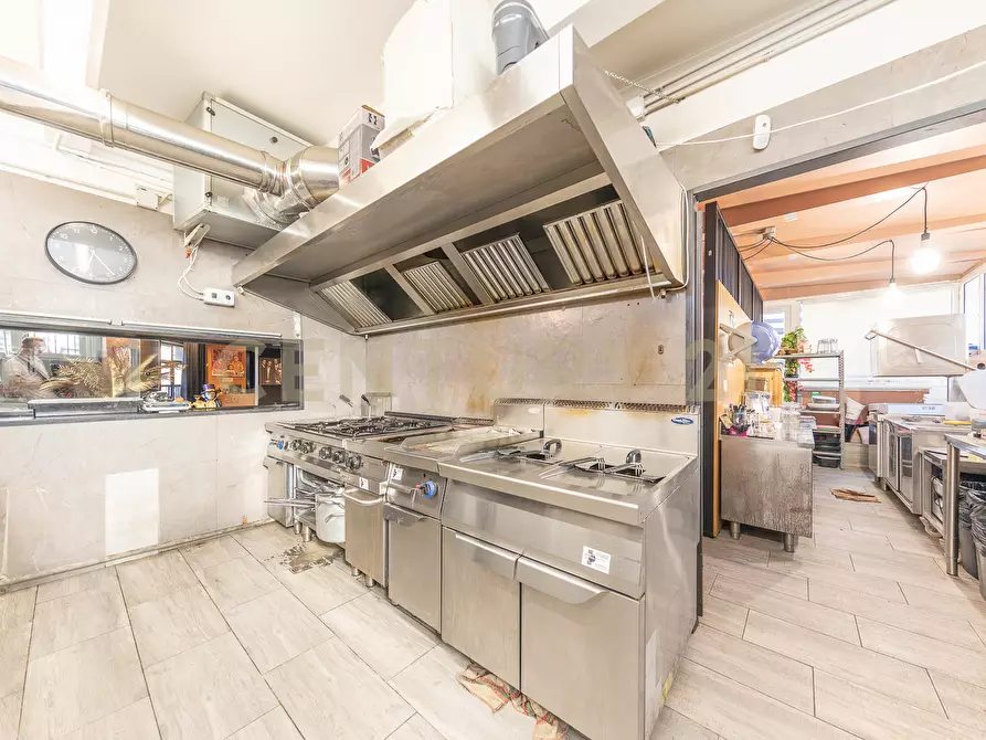 Immagine 26 di Bar / Ristorante in vendita  in Via della Farnesina 155 a Roma