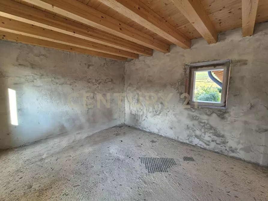 Immagine 29 di Palazzo in vendita  in Via Vigolo 1 a Negrar di Valpolicella