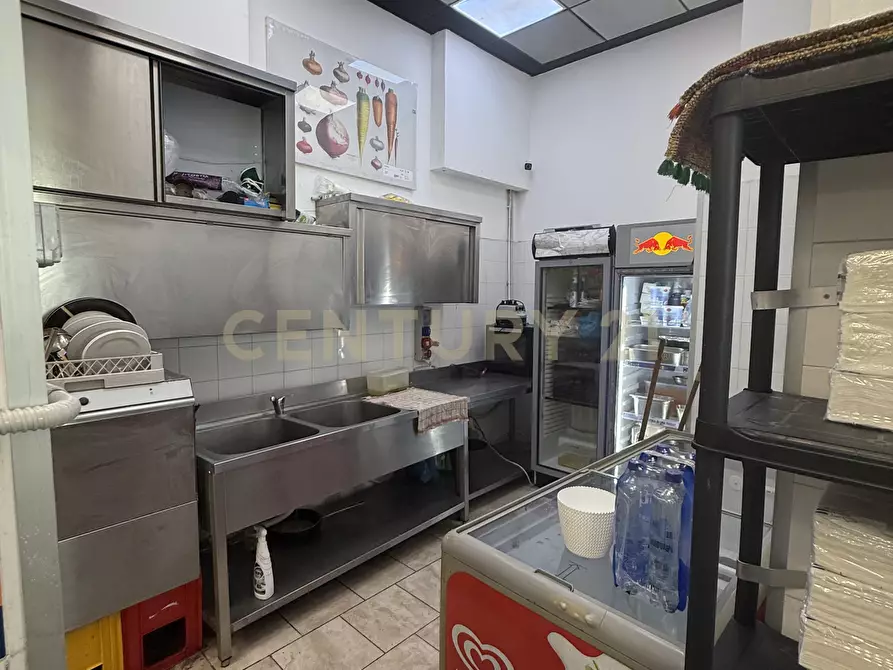 Immagine 28 di Bar / Ristorante in vendita  in Piazza Papa Giovanni XXIII 1 a Catania