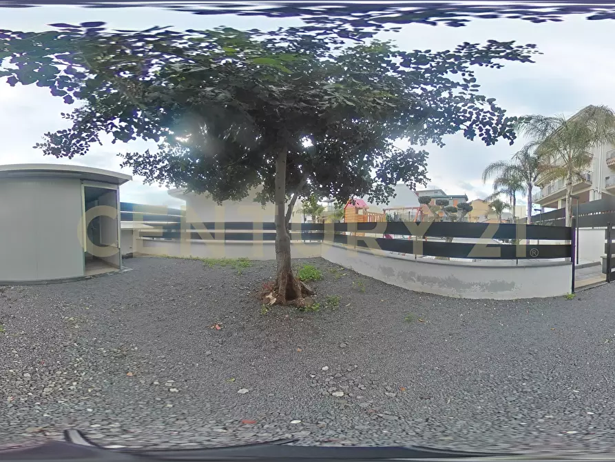 Immagine 109 di Villa in vendita  in Via Sant' Andrea 8 a Catania