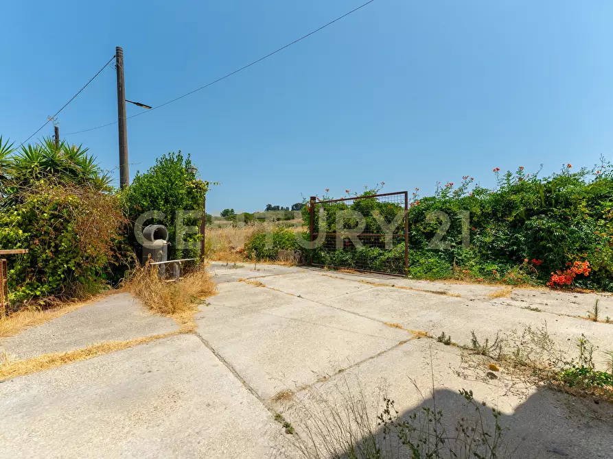 Immagine 2 di Villa in vendita  in C/da Camera a Augusta