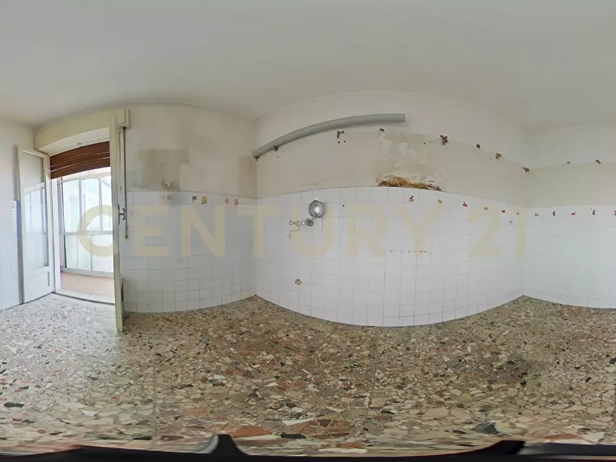 Immagine 38 di Trilocale in vendita  in Via Veronica 6767 a Aci Sant'antonio