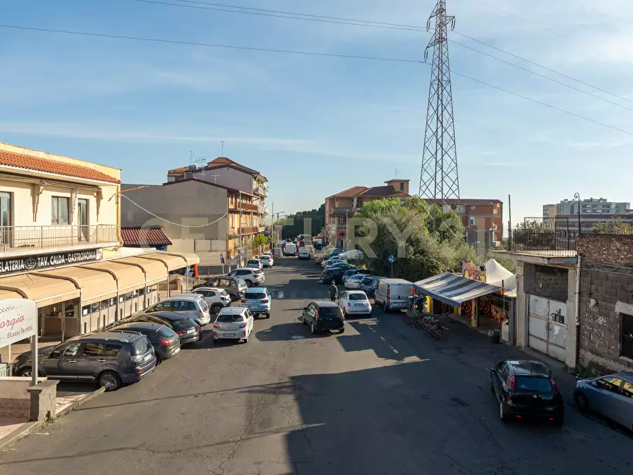 Immagine 54 di Ufficio in vendita  in Stradale Cravone 3 a Catania
