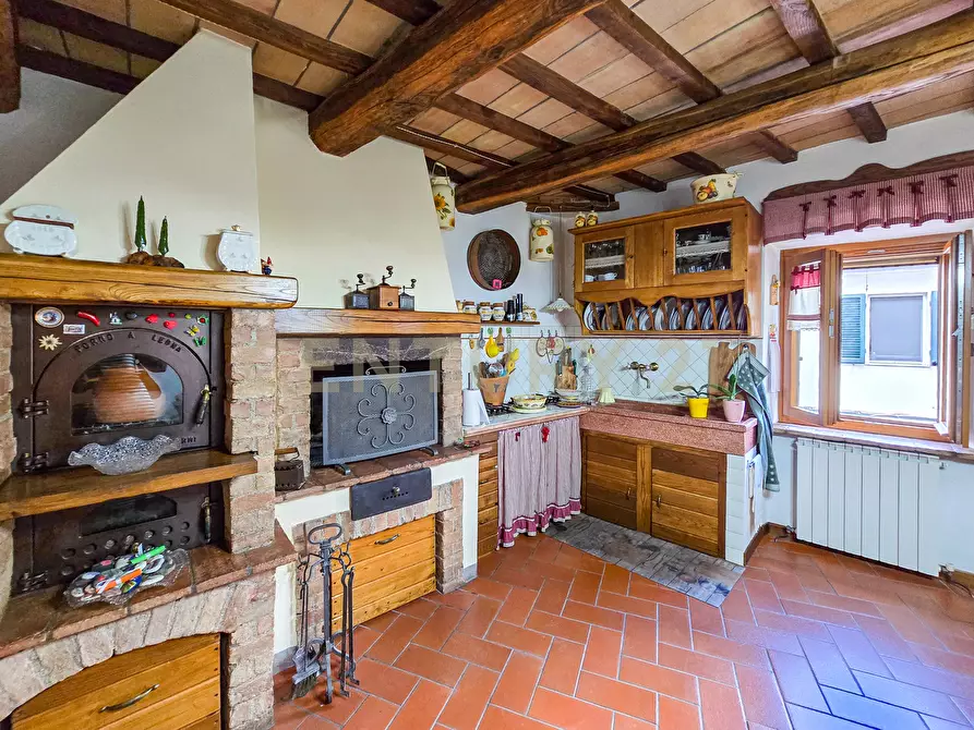 Immagine 8 di Casa bifamiliare in vendita  in Via Monte Rosa 1 a Semproniano