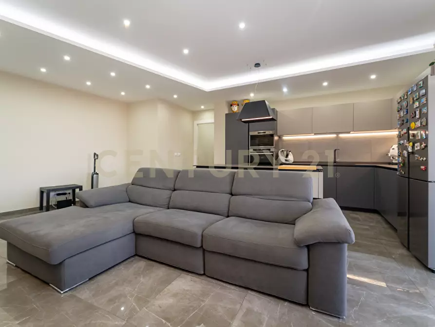 Immagine 11 di Appartamento in vendita  in Via dell'Aratro 14 a Catania