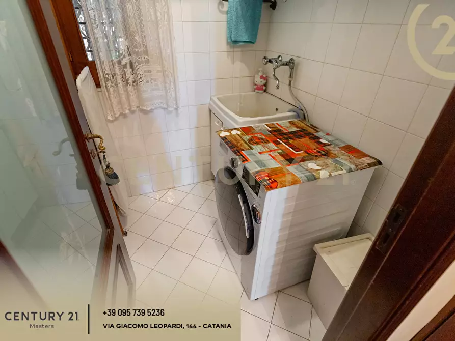 Immagine 33 di Terratetto in vendita  in Via San Gregorio 114 a Aci Castello