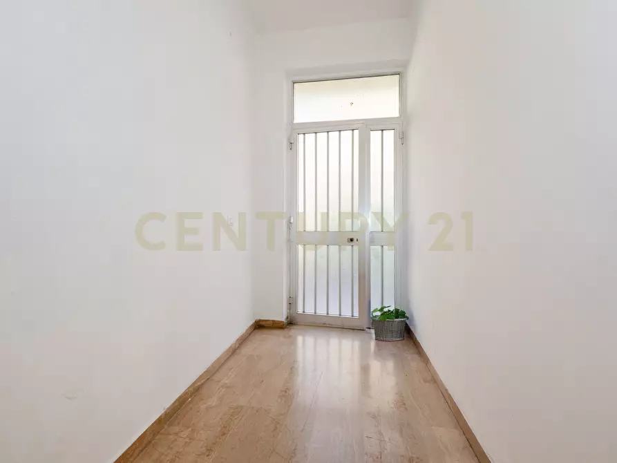 Immagine 6 di Trilocale in vendita  in Via Consolare Valeria 9797 a Sant'alessio Siculo