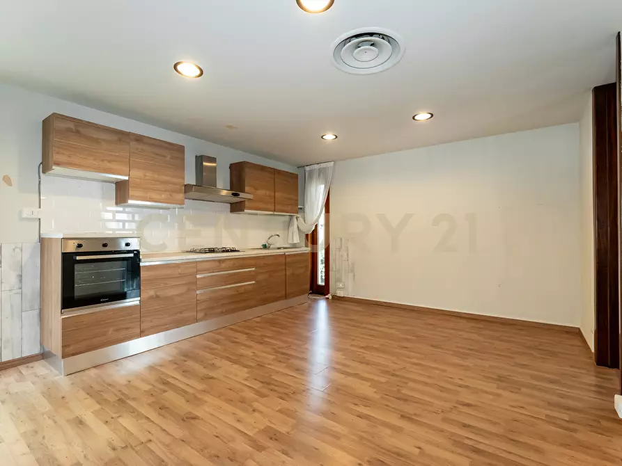 Immagine 42 di Villa in vendita  in Via dei Maceratoi 4 a Acireale