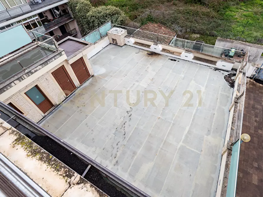 Immagine 72 di Pentalocale in vendita  in Via Lorenzo Maddem 67 a Acireale