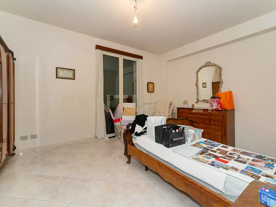 Immagine 26 di Pentalocale in vendita  in Via Archimede sn a Carlentini