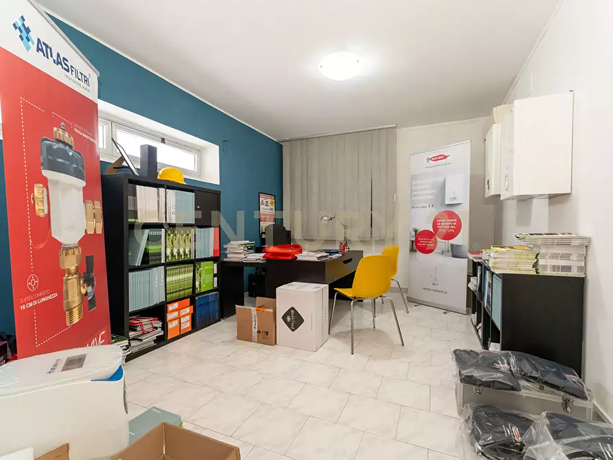 Immagine 12 di Ufficio in vendita  in Via Grazia Deledda 17/A a Catania