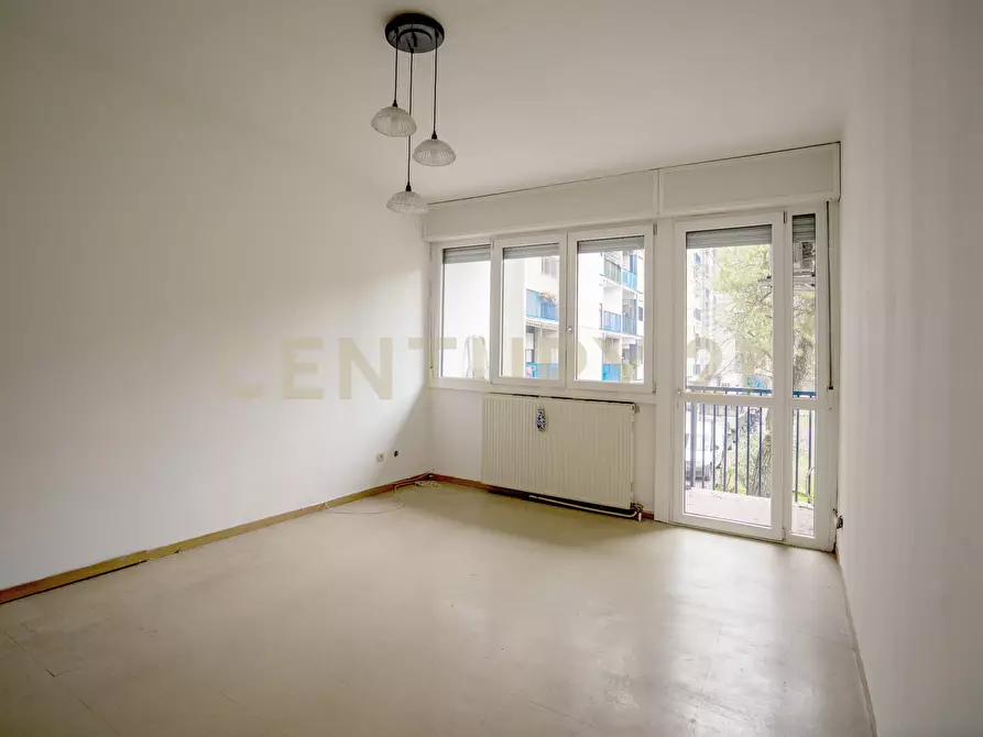 Immagine 19 di Pentalocale in vendita  in Via Umberto Maddalena 1 a Verona