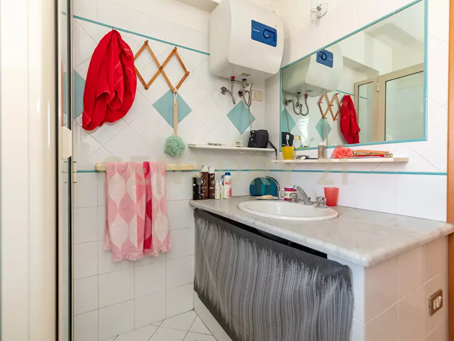 Immagine 21 di Quadrilocale in vendita  in Via Traversa V a Mascali