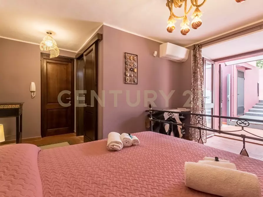 Immagine 10 di Villa in vendita  in Via dei Pioppi 57 a Quartu Sant'elena