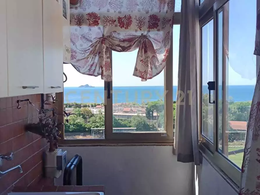 Immagine 13 di Quadrilocale in vendita  in Viale Regina Margherita snc a Piombino