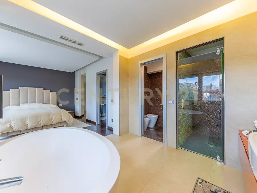 Immagine 88 di Villa in affitto  in Via Bedollo 117 a Roma