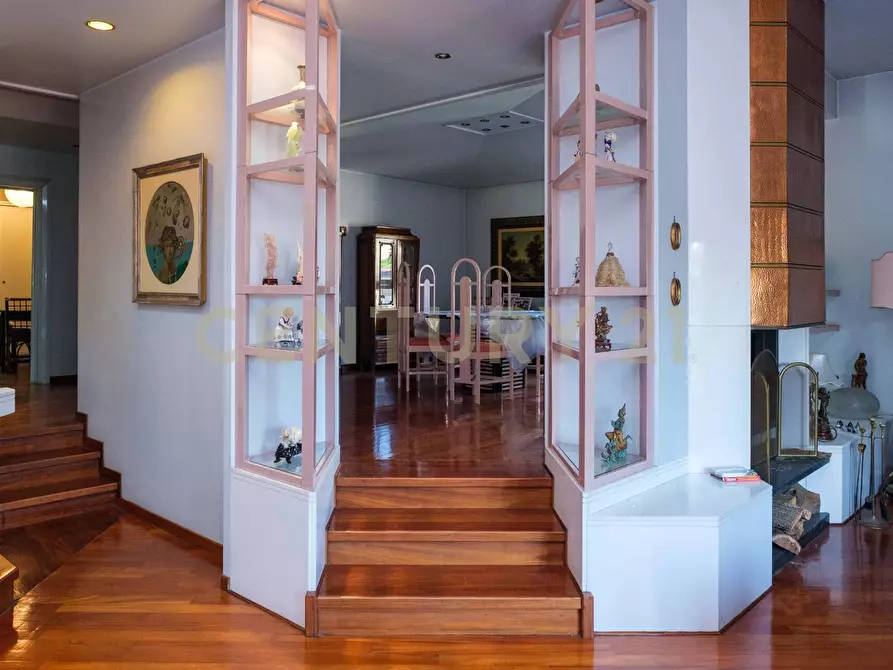 Immagine 18 di Villa in vendita  a Catania