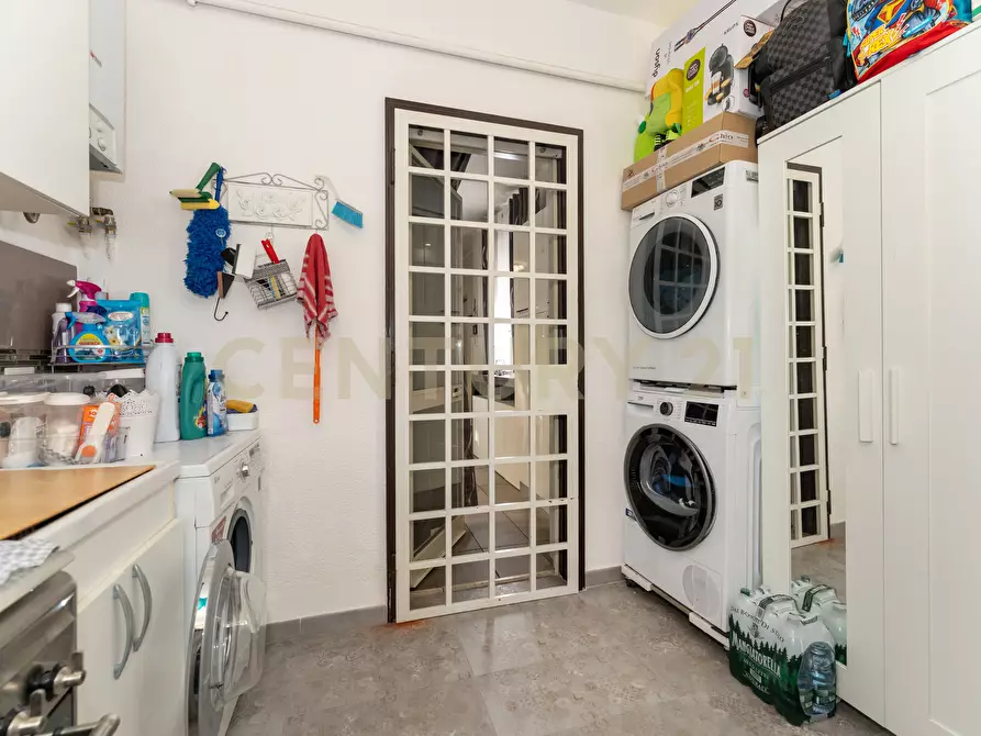 Immagine 24 di Casa semindipendente in vendita  in Via A. di Sangiuliano 42 a Sant'agata Li Battiati