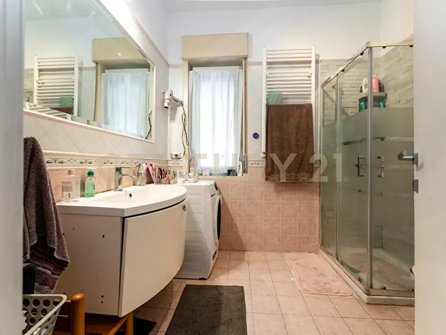 Immagine 29 di Appartamento in vendita  in Via del Falcetto 35 a Catania