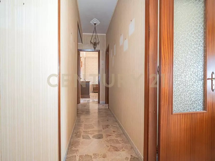 Immagine 6 di Pentalocale in vendita  in Via Roma 135 a Enna
