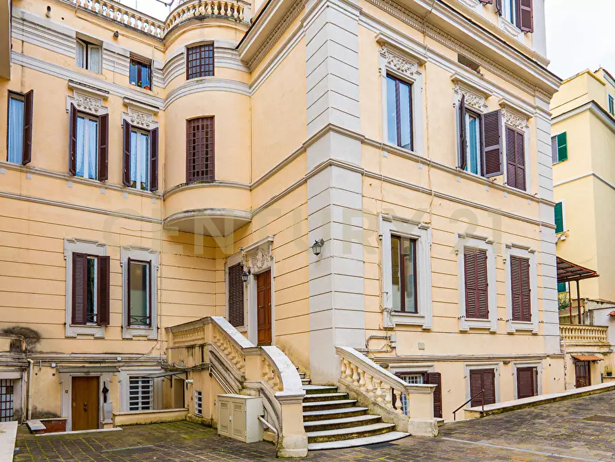 Immagine 31 di Quadrilocale in vendita  in Via Agri 3 a Roma