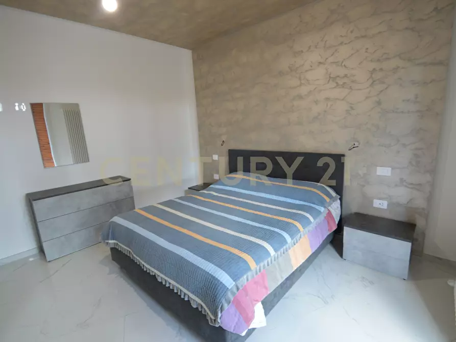 Immagine 17 di Pentalocale in vendita  in Via Senese 173/A a Grosseto