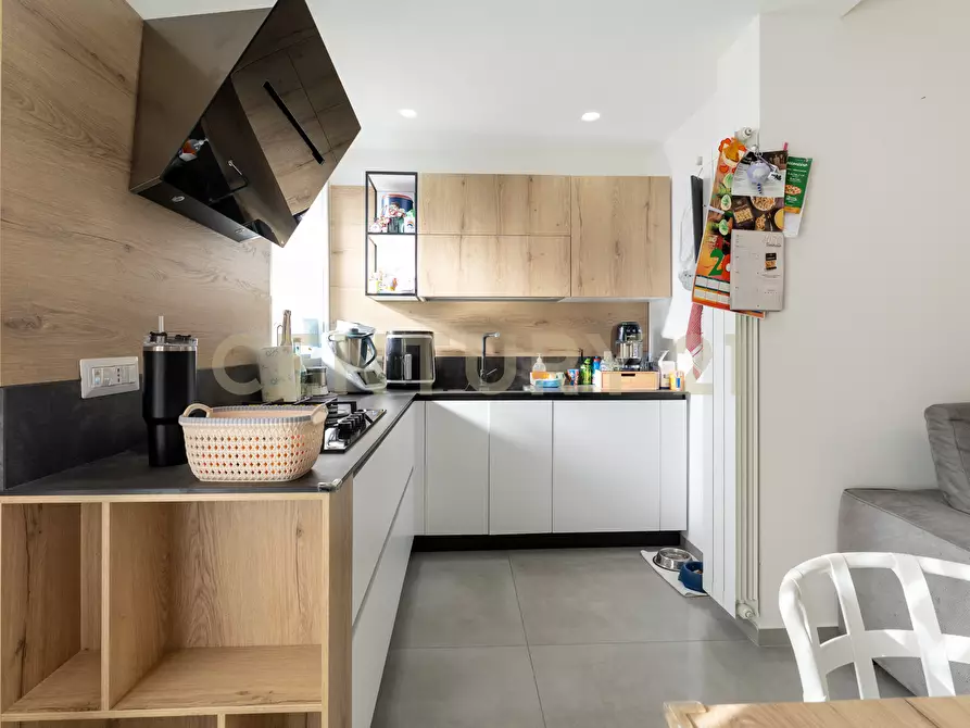 Immagine 13 di Quadrilocale in vendita  in Vicolo  Aurora 8 a Tremestieri Etneo