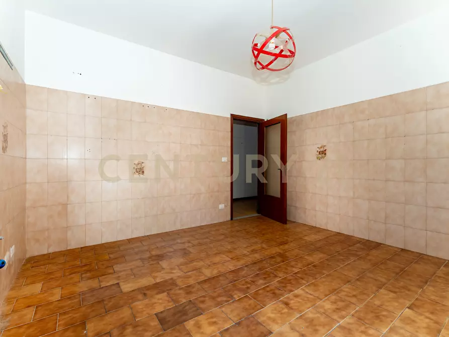 Immagine 40 di Quadrilocale in vendita  in Via Croce 72 a Aci Catena