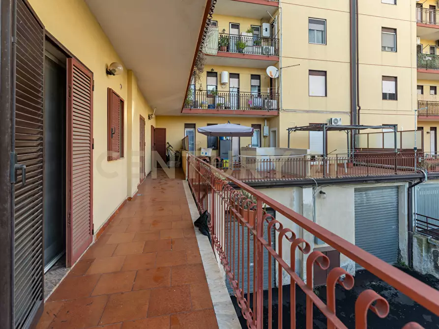 Immagine 17 di Pentalocale in vendita  in Via Cesare Battisti 34 a Belpasso