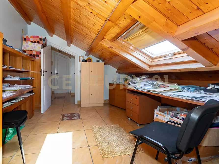 Immagine 69 di Appartamento in vendita  in Via Stazione 12 a Aci Castello