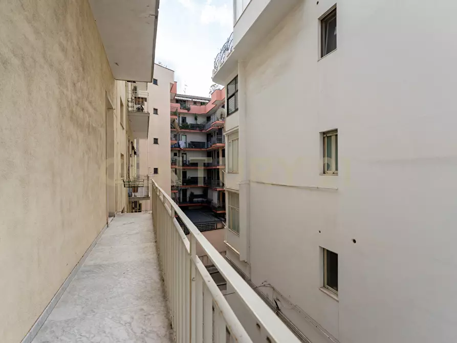 Immagine 20 di Pentalocale in vendita  in Via Milano 60 a Catania