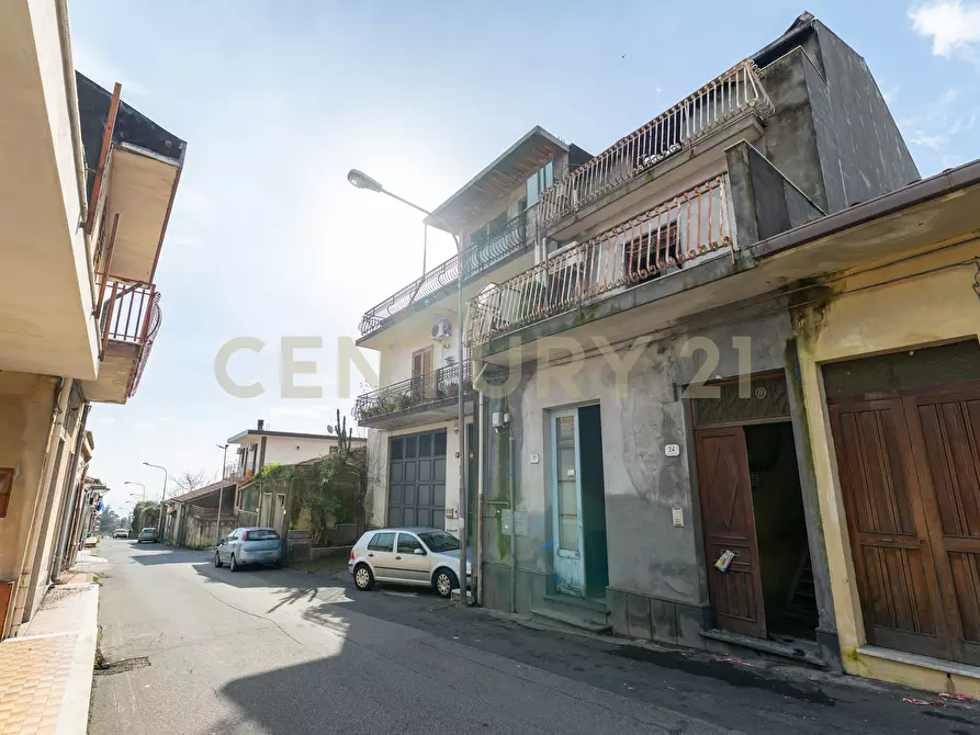 Immagine 4 di Attico in vendita  in via guglielmo marconi 26 a Zafferana Etnea