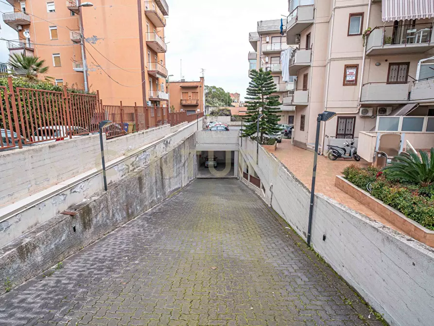 Immagine 2 di Appartamento in vendita  in Via Acquedotto Greco 248 a Catania