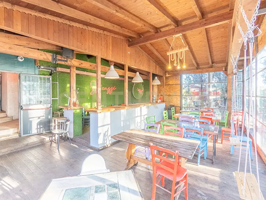 Immagine 32 di Bar / Ristorante in vendita  in Via Romana 193 a Guidonia Montecelio
