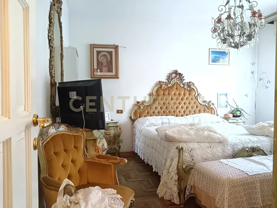 Immagine 19 di Loft/Open space in vendita  in Via Sabatini 30 a Abbadia San Salvatore