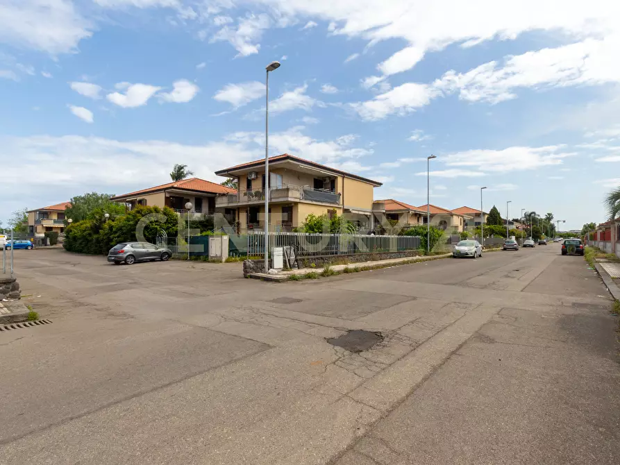 Immagine 38 di Porzione di casa in vendita  in Via Simone Neri 7 a Mascali