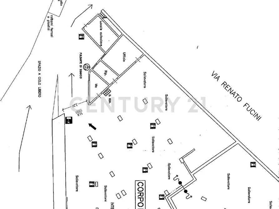 Immagine 16 di Locale commerciale in vendita  in Via Renato Fucini 10 a Catania