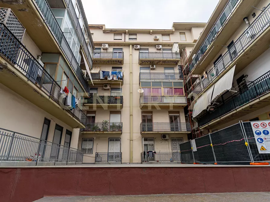 Immagine 40 di Trilocale in vendita  in Via Acquedotto Greco 181 a Catania