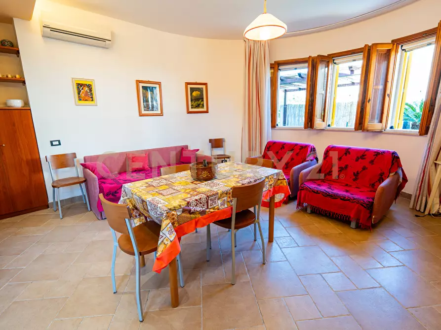 Immagine 26 di Villa in vendita  in SP67 51 a Pozzallo